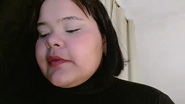 sexychubby    online show from 15, 2, 2025