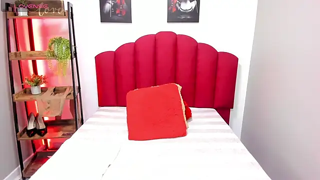 Ashleyyrobert online show from 2, 1, 2025