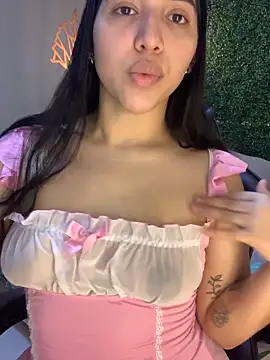 Snapshot of Amandanauty chatting on 3, 11, 2025 Amandanauty online show from 3, 11, 2025