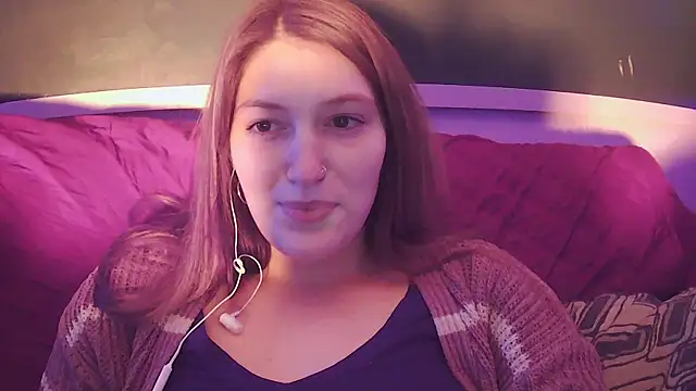 Snapshot of Angelk43 chatting on 17, 12, 2025 Angelk43 online show from 17, 12, 2025