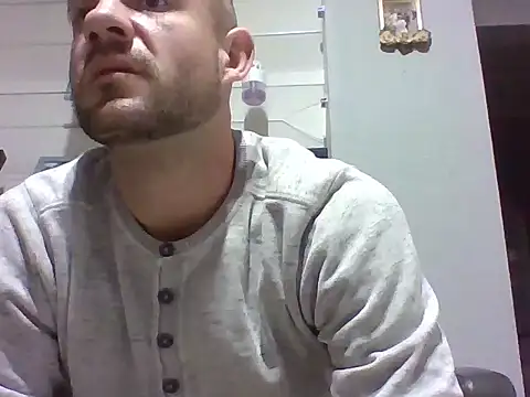 Snapshot of aroj95 chatting on 23, 11, 2025 aroj95 online show from 23, 11, 2025