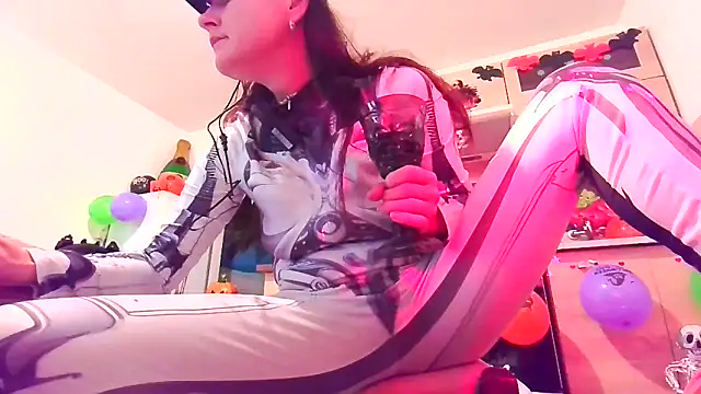 Snapshot of Ace_of_devil chatting on 30, 10, 2025 Ace of devil online show from 30, 10, 2025