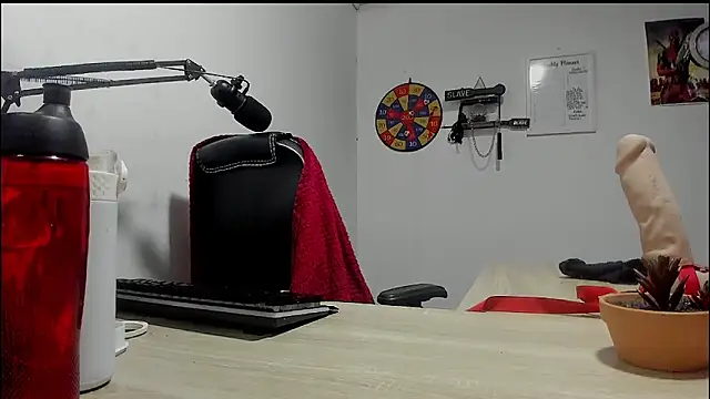 Scarlett Sen online show from 17, 3, 2025