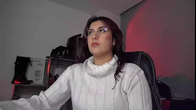 Scarlett Sen online show from 17, 9, 2025