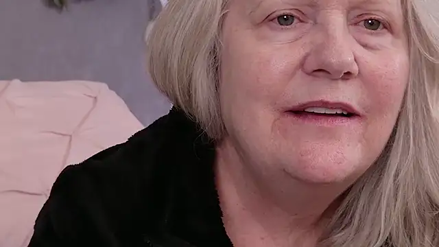 Snapshot of Kaitlyn_Winters chatting on 17, 1, 2026 Kaitlyn Winters online show from 17, 1, 2026