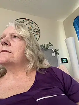 Kaitlyn Winters online show from 6, 2, 2026