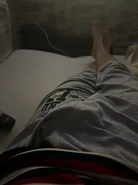 Snapshot of MAHKE12 chatting on 11, 10, 2025 MAHKE12 online show from 11, 10, 2025