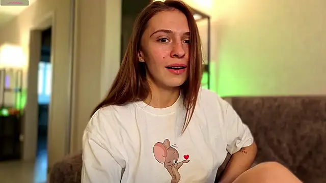 Snapshot of LovelyKatea chatting on 20, 10, 2025 LovelyKatea online show from 20, 10, 2025