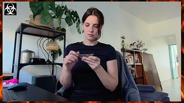 LanaCorona online show from 18, 9, 2025