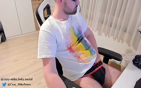 cozy-mike online show from 1, 3, 2025