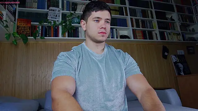 Snapshot of Arilas_ chatting on 28, 9, 2025 Arilas  online show from 28, 9, 2025