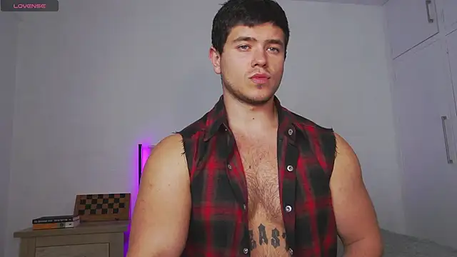 Arilas  online show from 5, 3, 2026