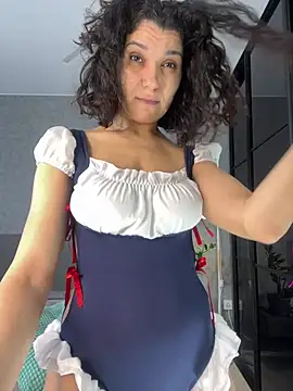 Snapshot of _CurlySue_ chatting on 8, 2, 2025 CurlySue online show from 8, 2, 2025