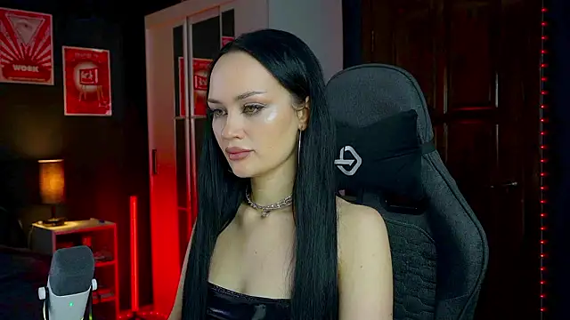 QueenAliss online show from 27, 2, 2026