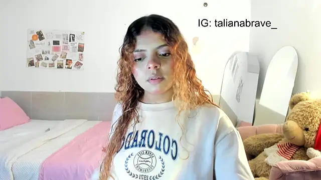 ValienteGirl  online show from 30, 9, 2025