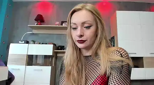 YourVenus00 online show from 10, 12, 2024