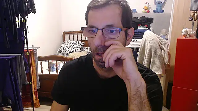 Snapshot of steph19x5 chatting on 24, 10, 2025 steph19x5 online show from 24, 10, 2025