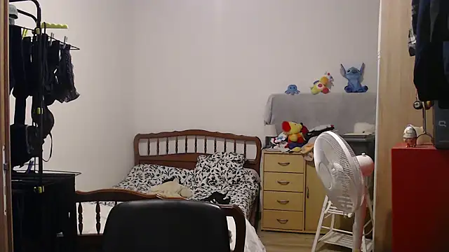 Snapshot of steph19x5 chatting on 15, 11, 2025 steph19x5 online show from 15, 11, 2025