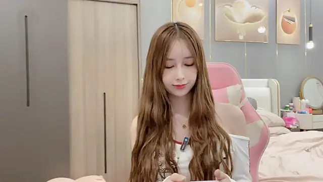 ANNA102 online show from 19, 2, 2025