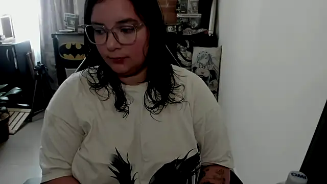 aika-dreams online show from 2, 3, 2026