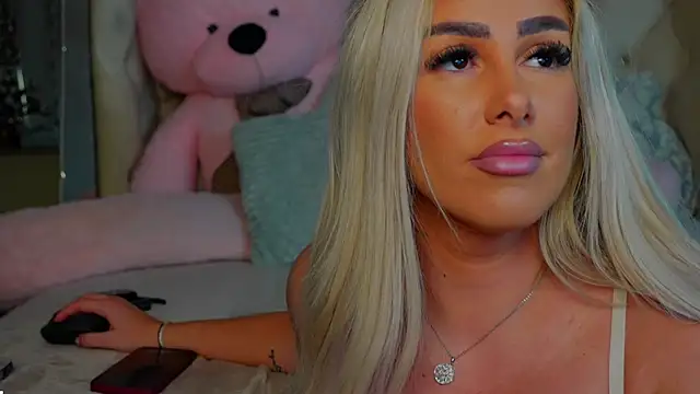 Squirt Tanya online show from 5, 1, 2025