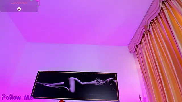 Snapshot of perla_hott1 chatting on 4, 3, 2026 perla hott1 online show from 4, 3, 2026