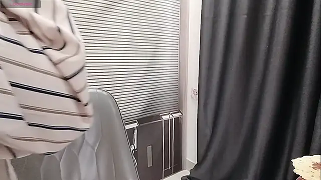 Snapshot of pelue chatting on 25, 2, 2026 pelue online show from 25, 2, 2026