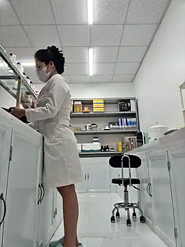 Snapshot of HinaLovely chatting on 11, 3, 2026 HinaLovely online show from 11, 3, 2026