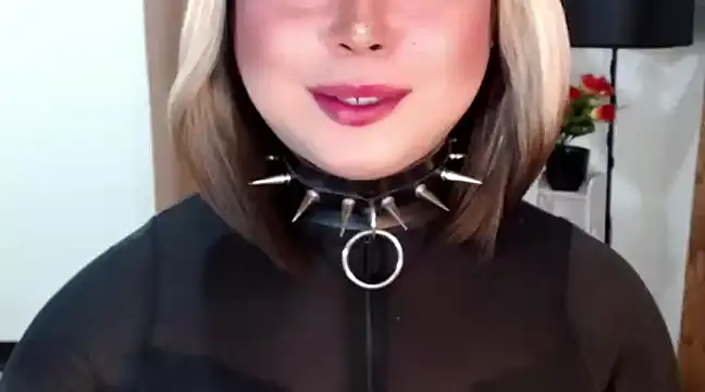 Snapshot of Mistress_DOMnicaaxx chatting on 8, 3, 2025 Mistress DOMnicaaxx online show from 8, 3, 2025
