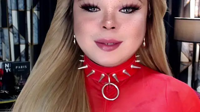 Snapshot of Mistress_DOMnicaaxx chatting on 8, 11, 2025 Mistress DOMnicaaxx online show from 8, 11, 2025