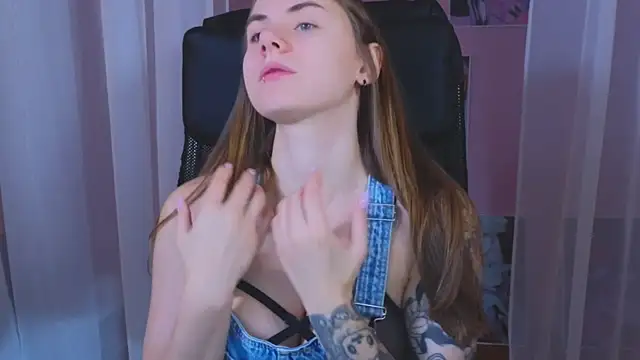  AnnaStark  online show from 3, 1, 2025