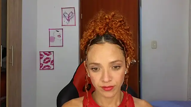 SexyLeilaa online show from 3, 2, 2026