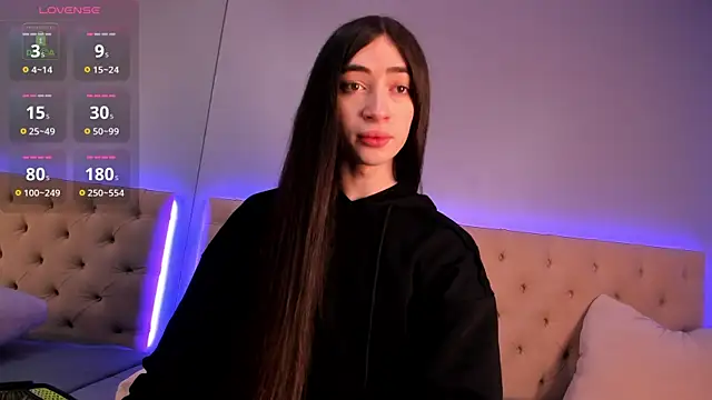 NickieRainer online show from 17, 1, 2025