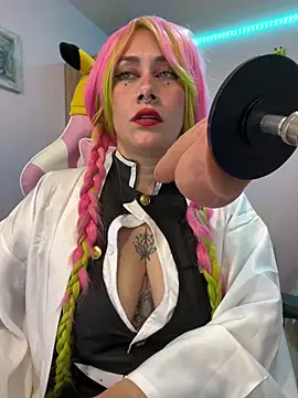 Luna Paris  online show from 31, 10, 2025