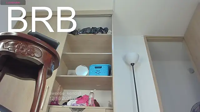 Snapshot of Sweetie_Kendall chatting on 13, 10, 2025 Sweetie Kendall online show from 13, 10, 2025