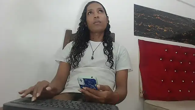 shairaStarr online show from 4, 12, 2024