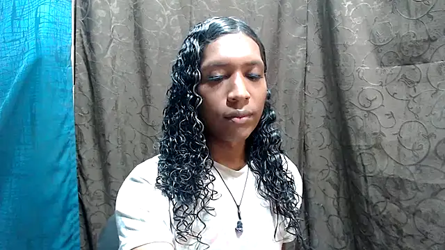 shairaStarr online show from 4, 10, 2025