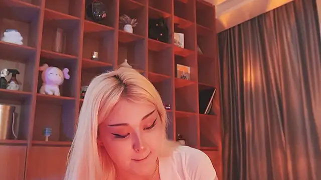 hyun chia online show from 22, 11, 2025