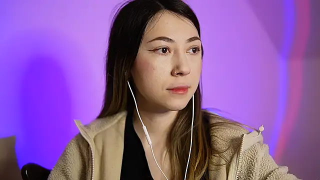 chibi moon  online show from 18, 1, 2025