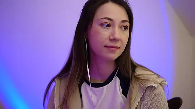 chibi moon  online show from 22, 3, 2025