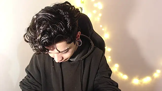 Snapshot of saad_man chatting on 7, 2, 2025 saad man online show from 7, 2, 2025