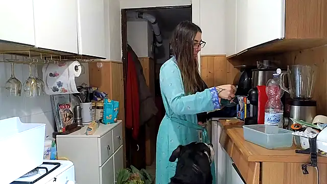 VanessaDoyle online show from 10, 2, 2026