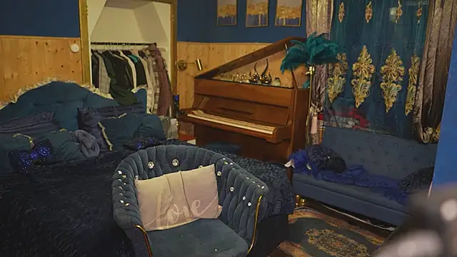 VanessaDoyle online show from 8, 3, 2026