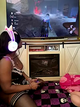 Snapshot of Tikalalin chatting on 15, 9, 2025 Tikalalin online show from 15, 9, 2025