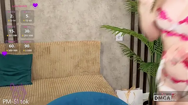 Holl1Would online show from 2, 3, 2026