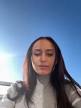 Zeyna1 online show from 5, 3, 2025