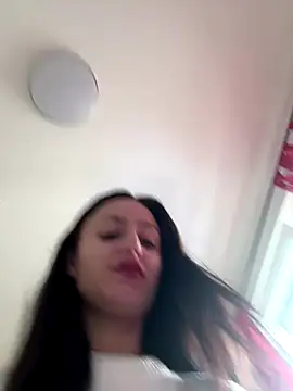 Zeyna1 online show from 8, 10, 2025