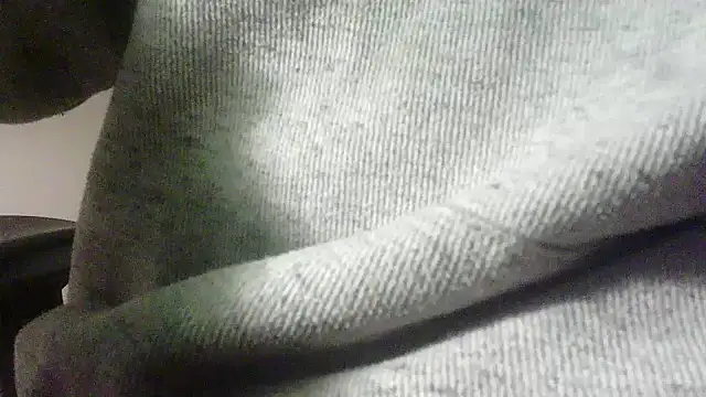 Snapshot of OralDesires2 chatting on 24, 12, 2024 OralDesires2 online show from 24, 12, 2024