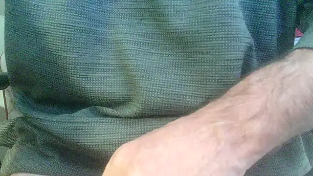 Snapshot of OralDesires2 chatting on 27, 12, 2024 OralDesires2 online show from 27, 12, 2024