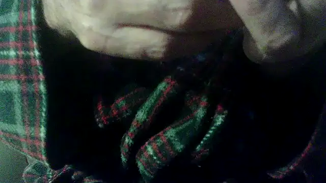 Snapshot of OralDesires2 chatting on 7, 1, 2025 OralDesires2 online show from 7, 1, 2025